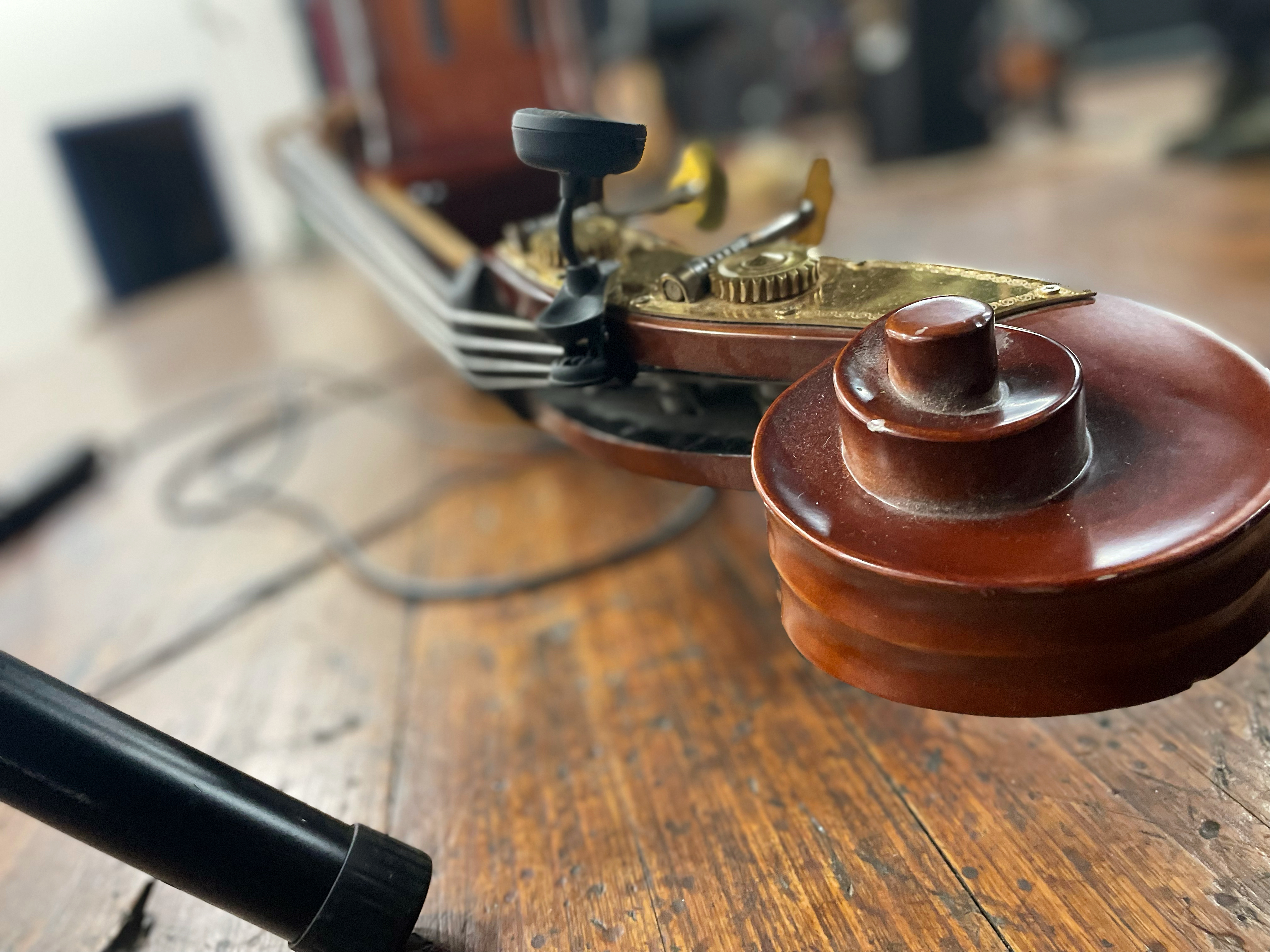 Laddies's upright bass